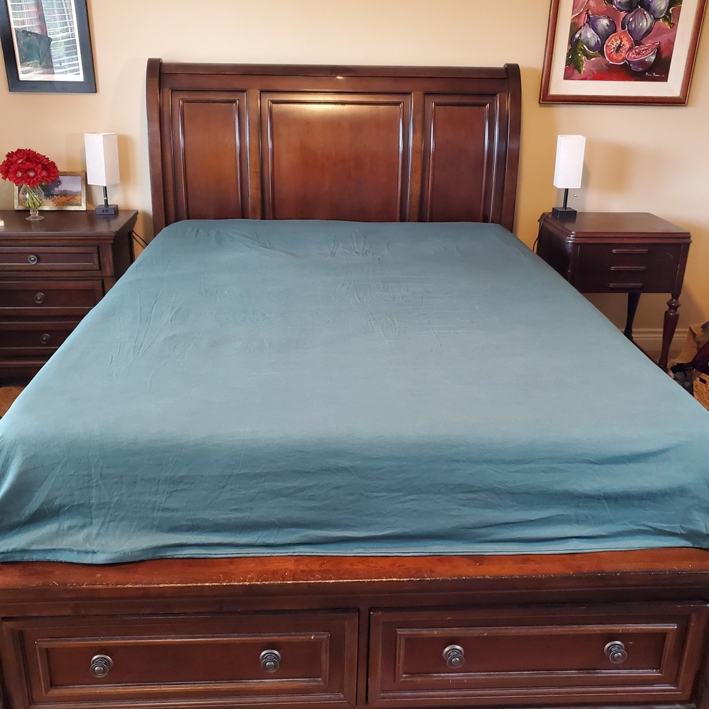 Bedsure King Size Duvet Cover Solid Dark Green Zipped 90x102